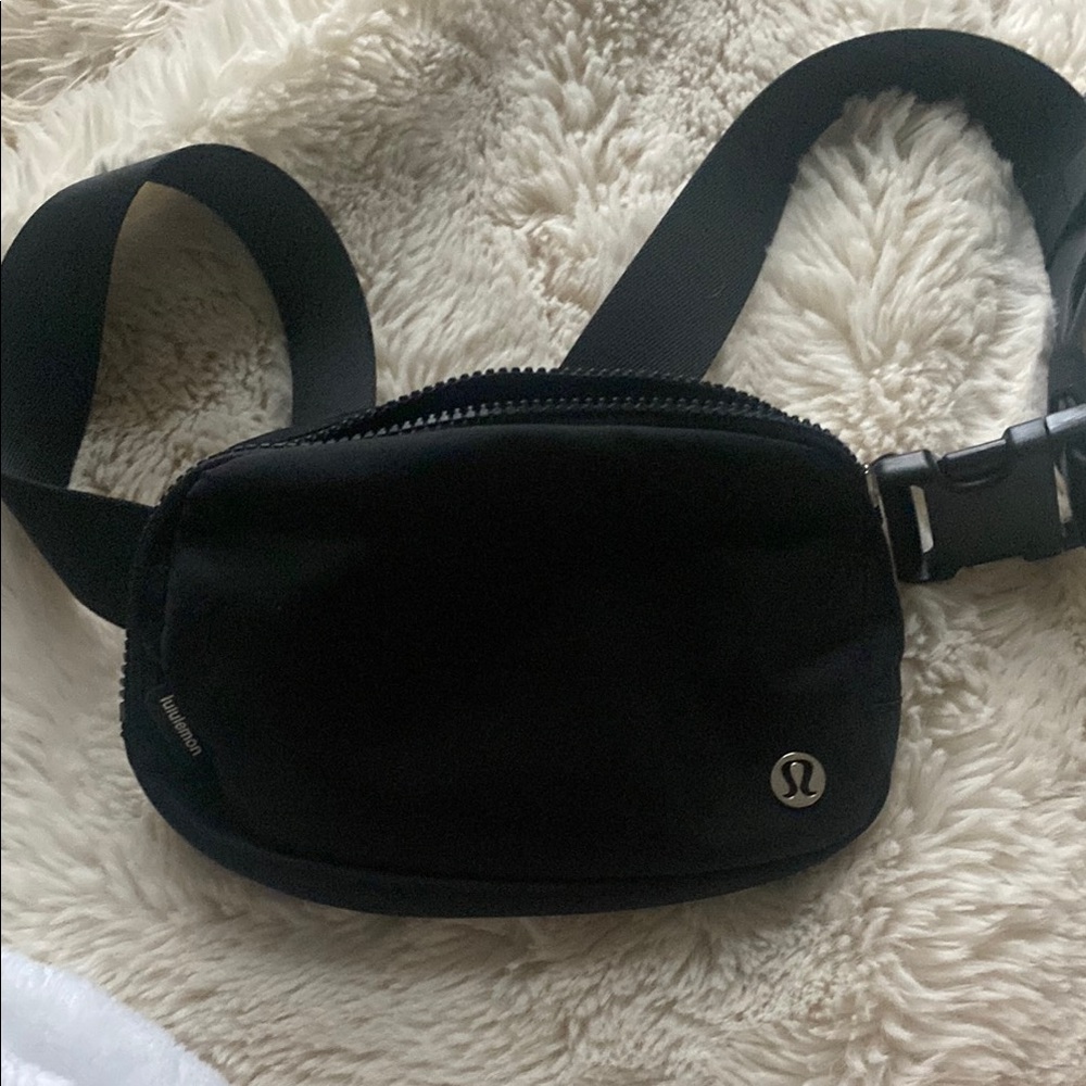 lululemon athletica Black Womens Bag
